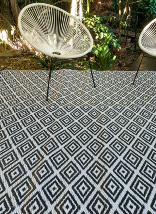 Kimberly Black & White outdoor rug