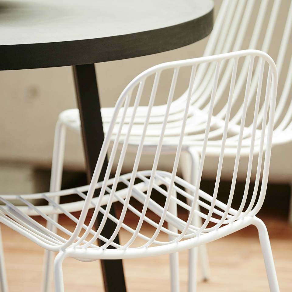 Resonate Outdoor Chair