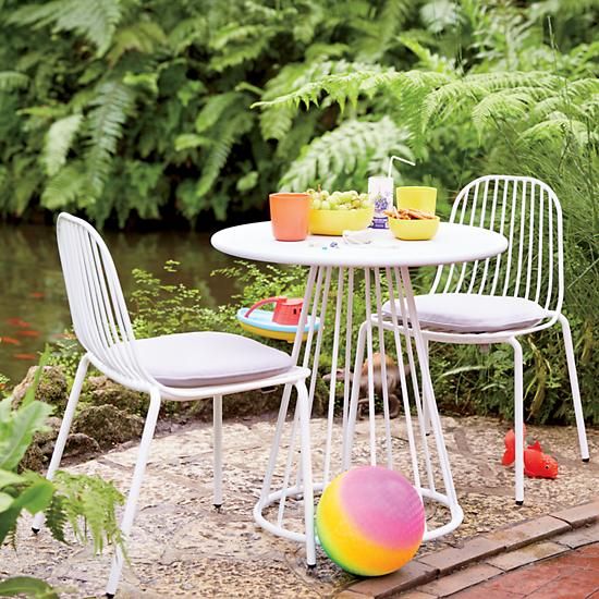 Resonate Outdoor Chair